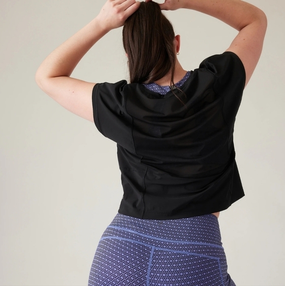 Athleta ULTIMATE HYBRID TEE - Picture 5 of 7